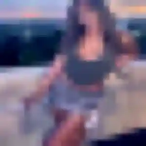 Odette, 34 ans, en ligne à Sallaumines pour un rencontre cougar