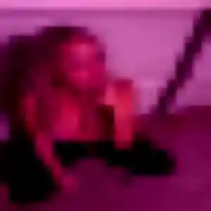 Laure de Salles, 20 ans - rencontre cougar discret