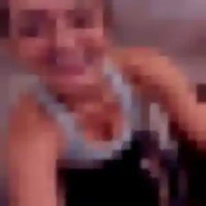 Charmante Eva, 34 ans à Terrasson-Lavilledieu - découvrir son profil