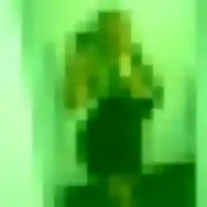 Contacte Lucie, 19 ans à Tinténiac gratuitement