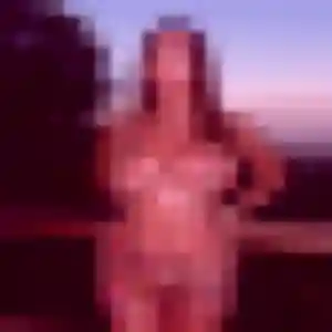 Tiffany, fille de 25 ans cherche rencontre cougar à Tinténiac