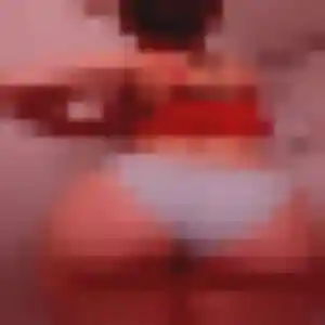 Sara (34 ans) à Touques attend un rencontre cougar maintenant