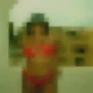 Rejoins Eleonore, 30 ans à Vitry-le-François en privé
