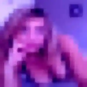 Nora (36 ans) à Yutz attend une rencontre ce soir